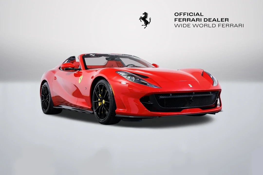 2022 Ferrari 812 GTS - Image 5 of 31