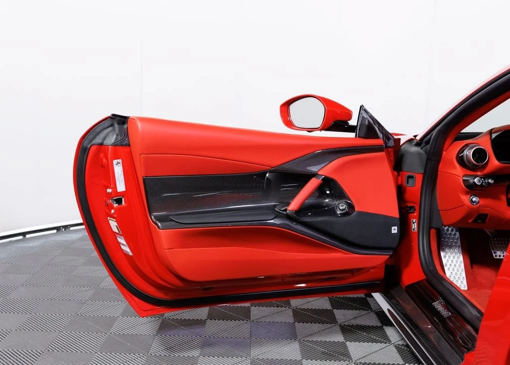 2022 Ferrari 812 GTS - Image 22 of 31