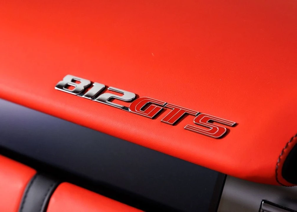 2022 Ferrari 812 GTS - Image 28 of 31