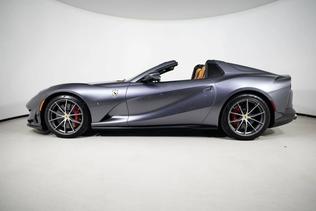 2022 Ferrari 812 GTS - Image 16 of 31