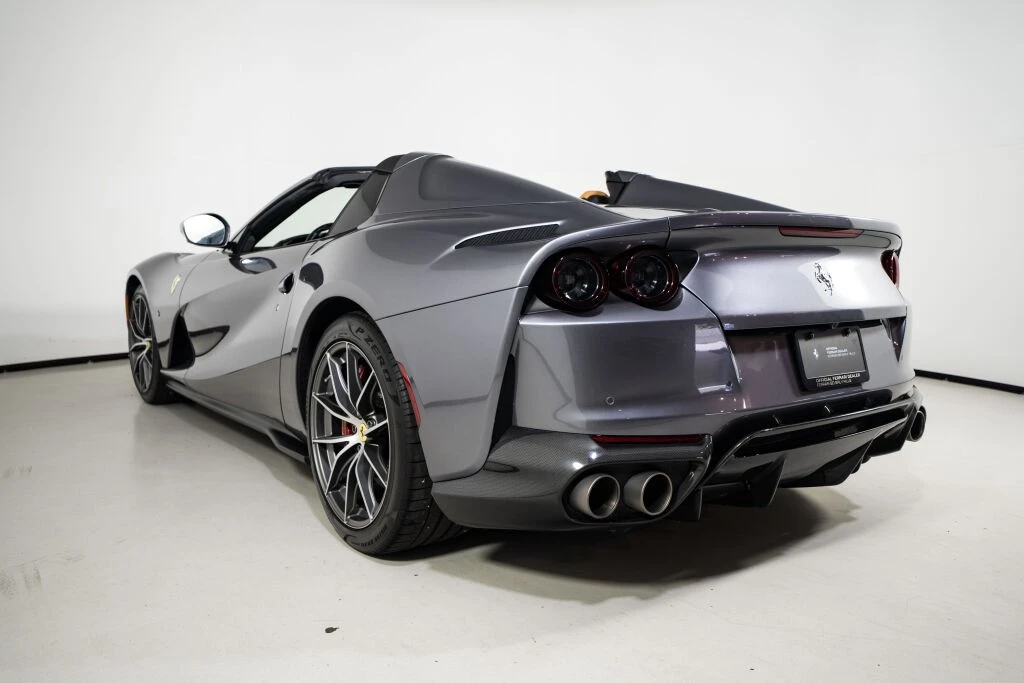 2022 Ferrari 812 GTS - Image 7 of 31