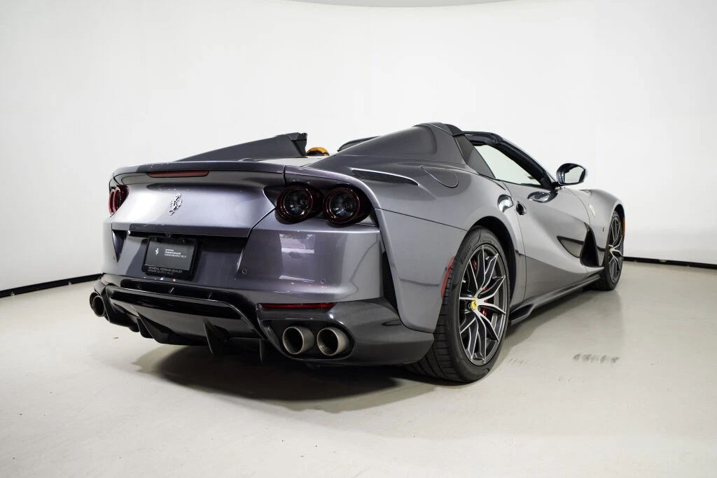 2022 Ferrari 812 GTS - Image 11 of 31