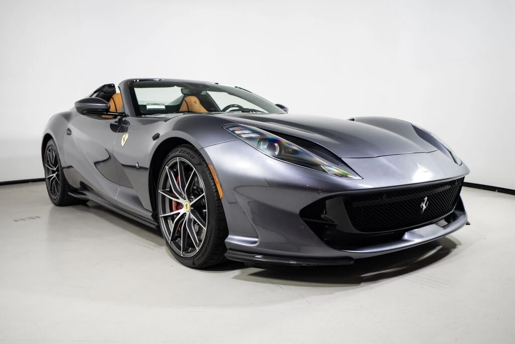 2022 Ferrari 812 GTS - Image 5 of 31