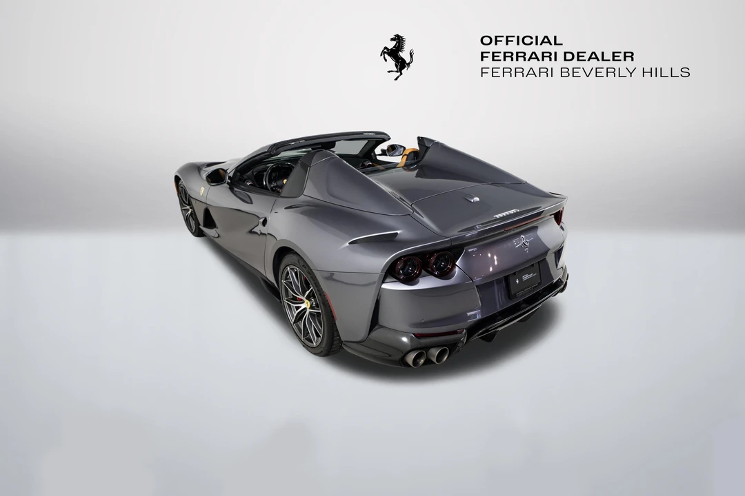 2022 Ferrari 812 GTS - Image 8 of 31