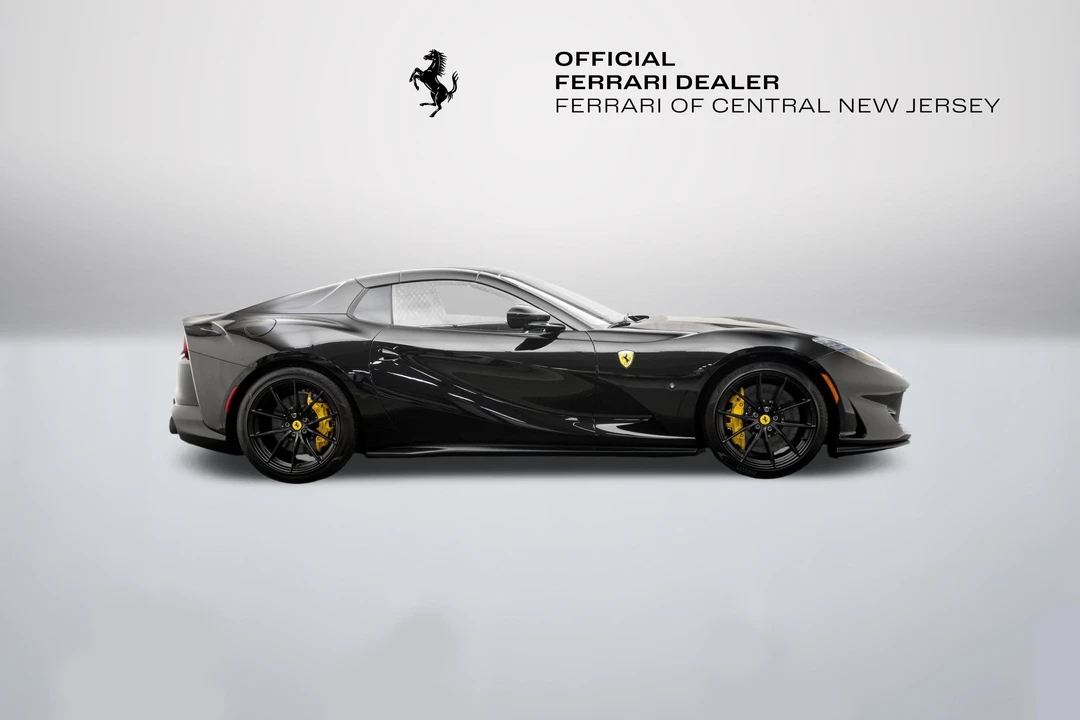 2022 Ferrari 812 GTS - Image 15 of 31