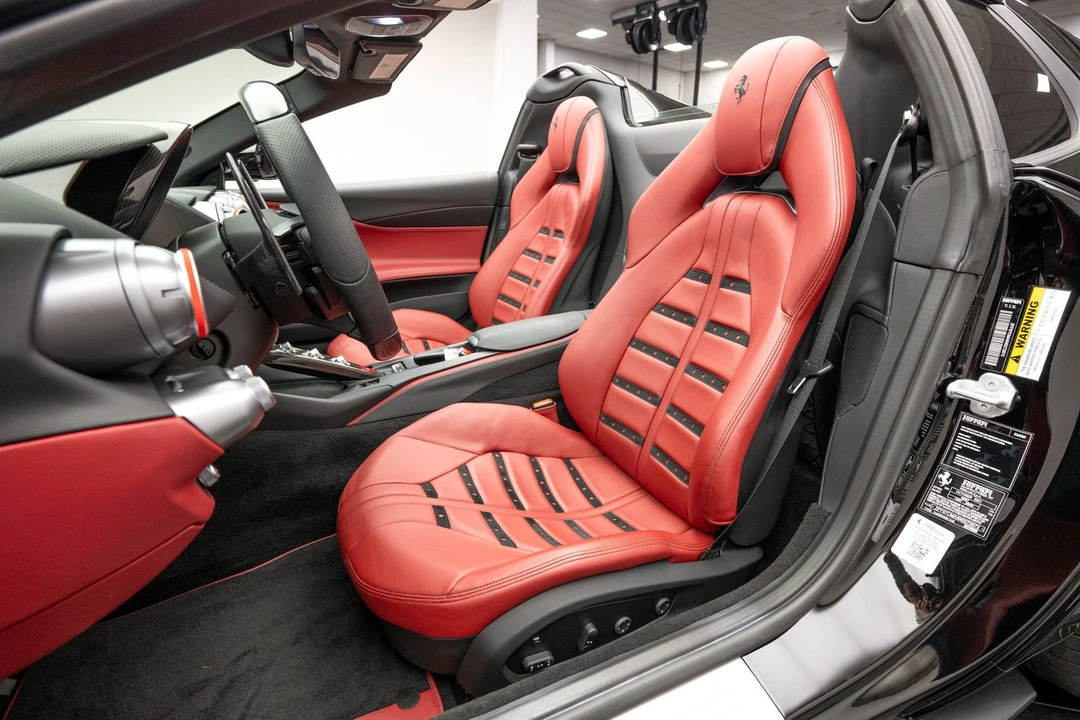 2022 Ferrari 812 GTS - Image 19 of 31