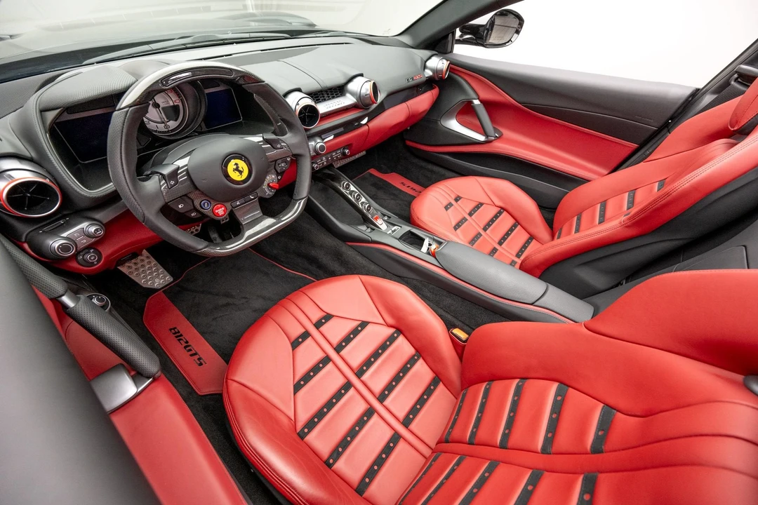 2022 Ferrari 812 GTS - Image 17 of 31