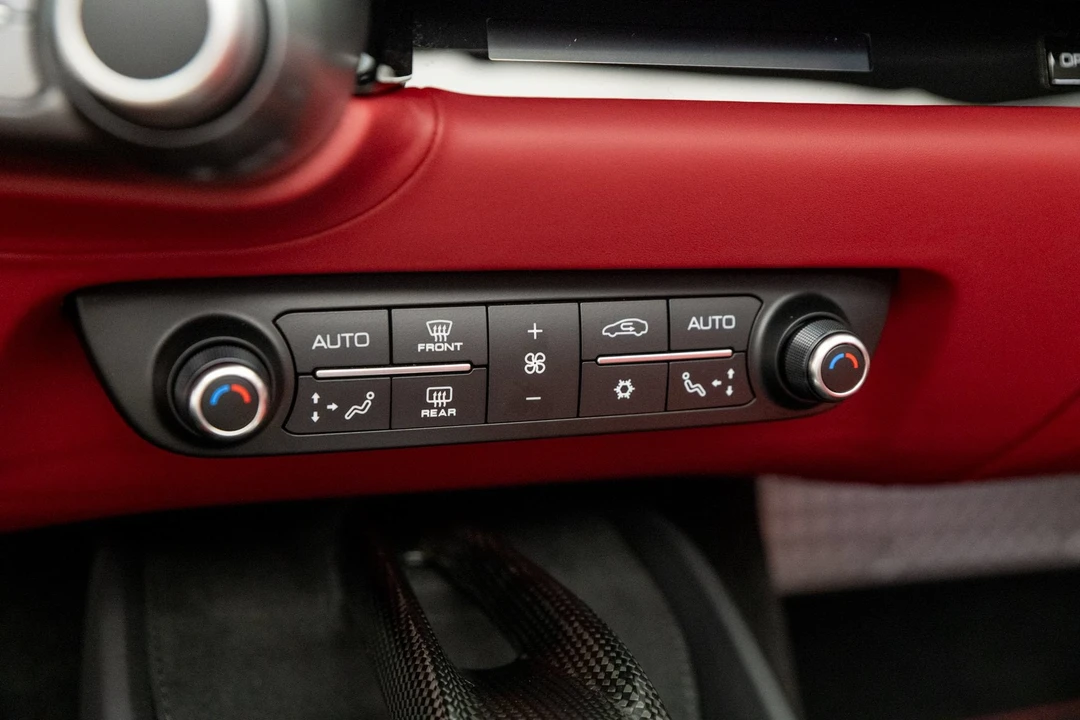 2022 Ferrari 812 GTS - Image 29 of 31