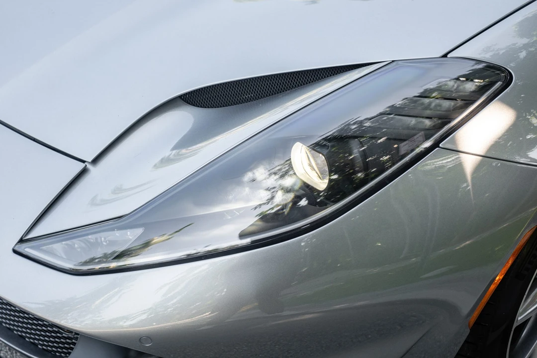 2022 Ferrari 812 GTS - Image 10 of 31