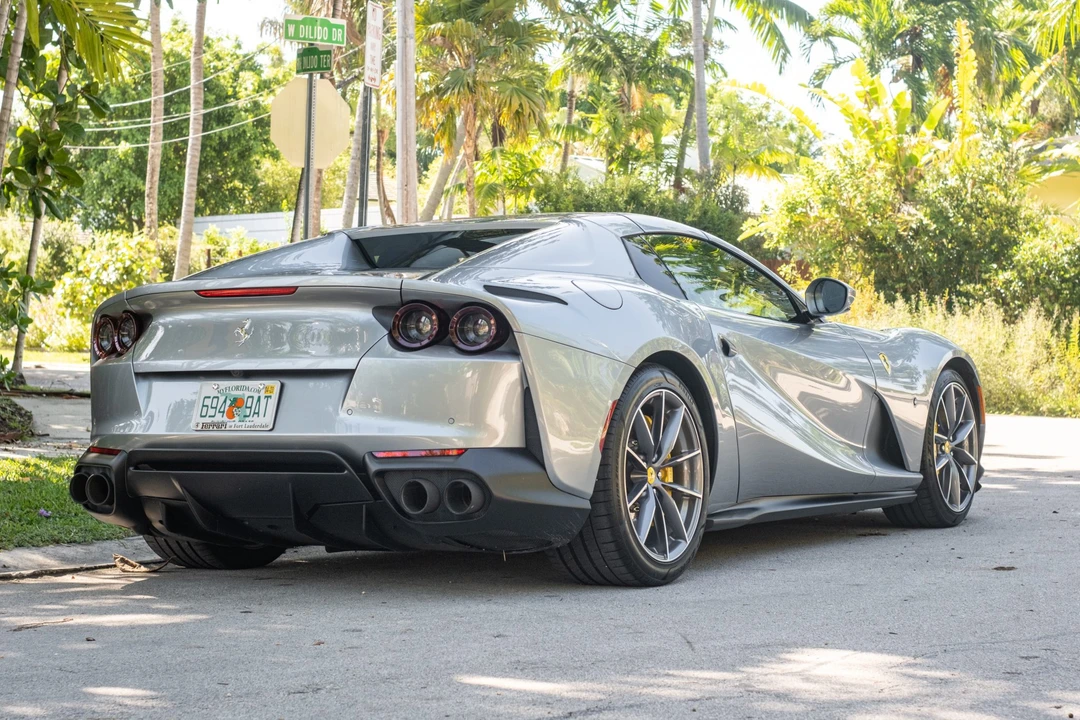 2022 Ferrari 812 GTS - Image 6 of 31