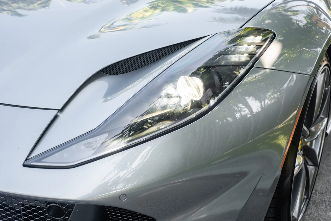 2022 Ferrari 812 GTS - Image 11 of 31