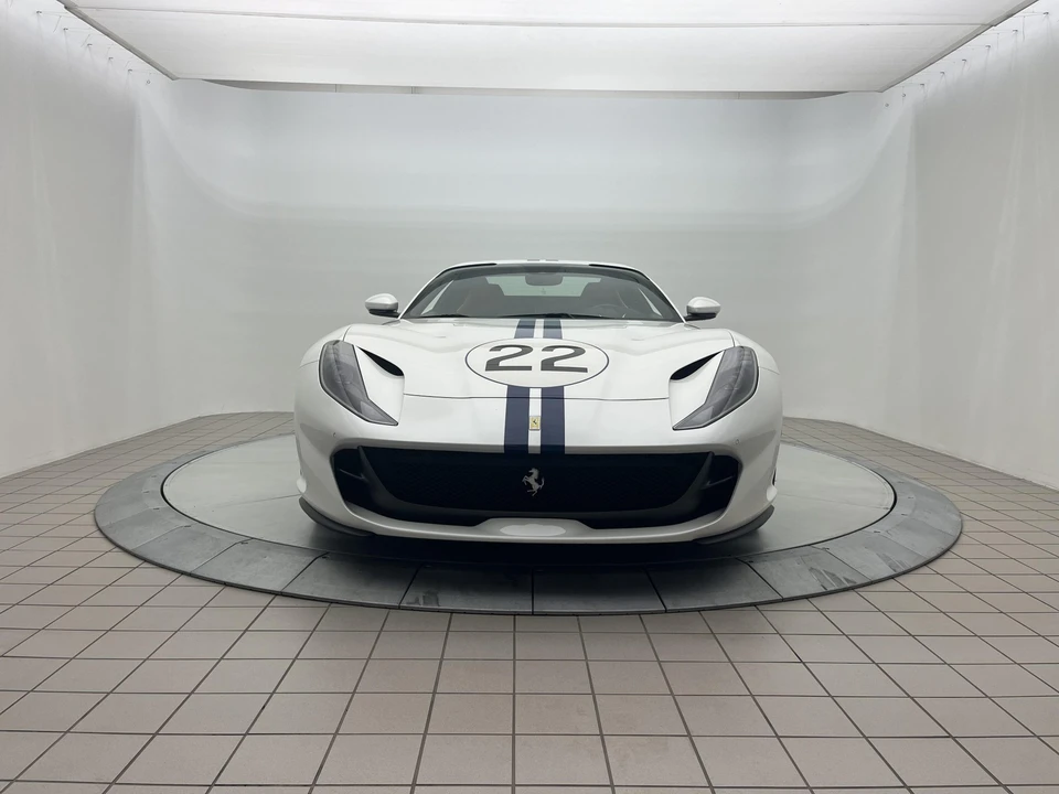 2022 Ferrari 812 GTS - Image 17 of 31