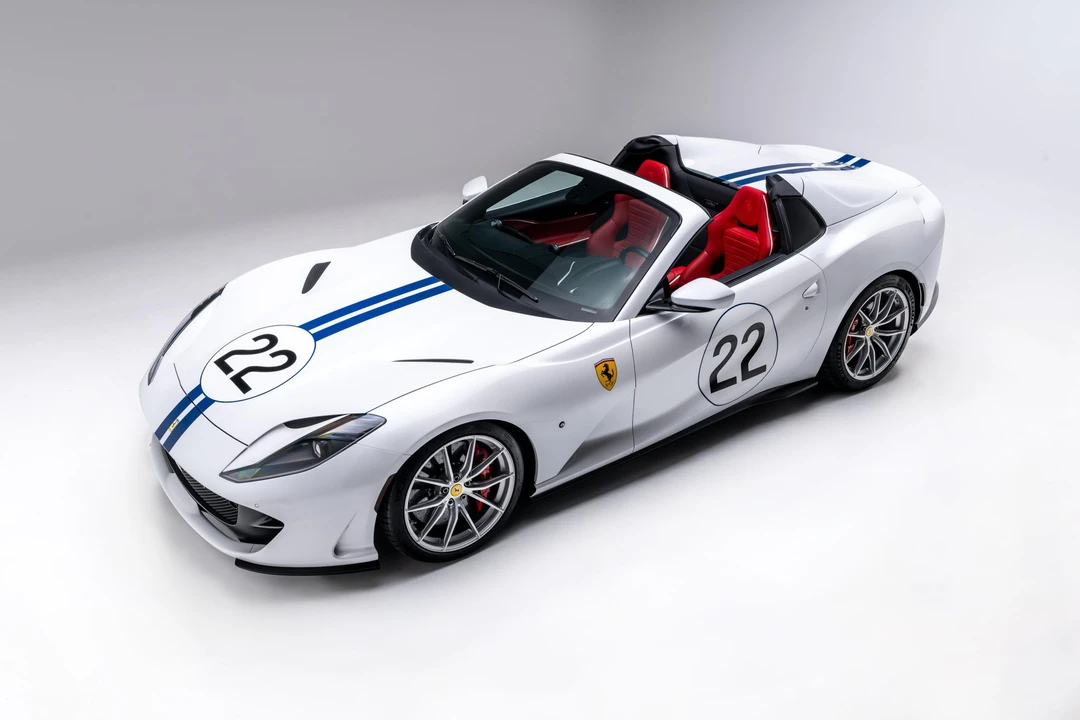 2022 Ferrari 812 GTS - Image 2 of 31