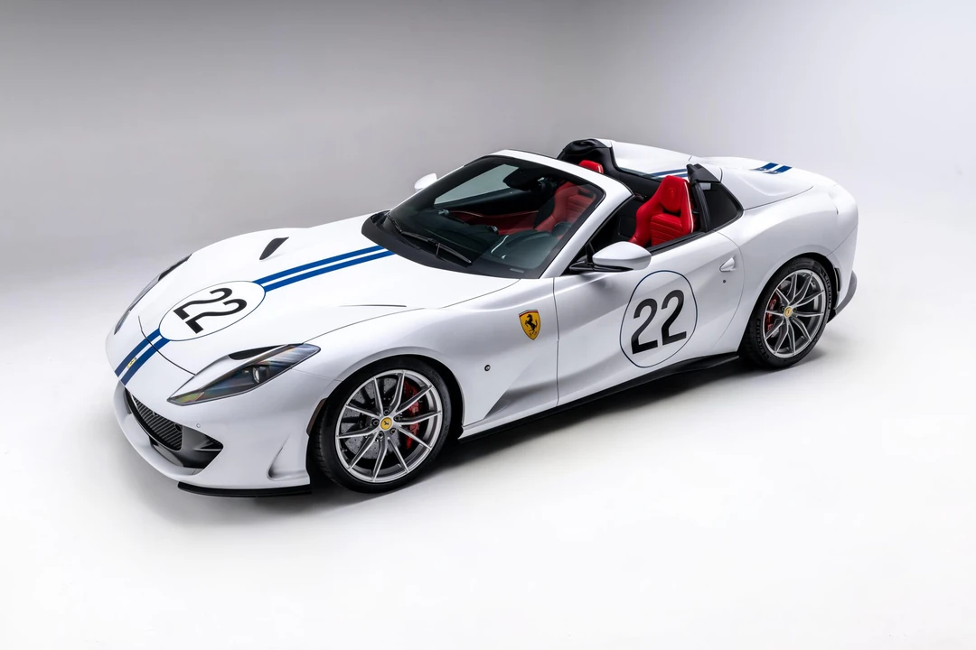 2022 Ferrari 812 GTS - Image 3 of 31
