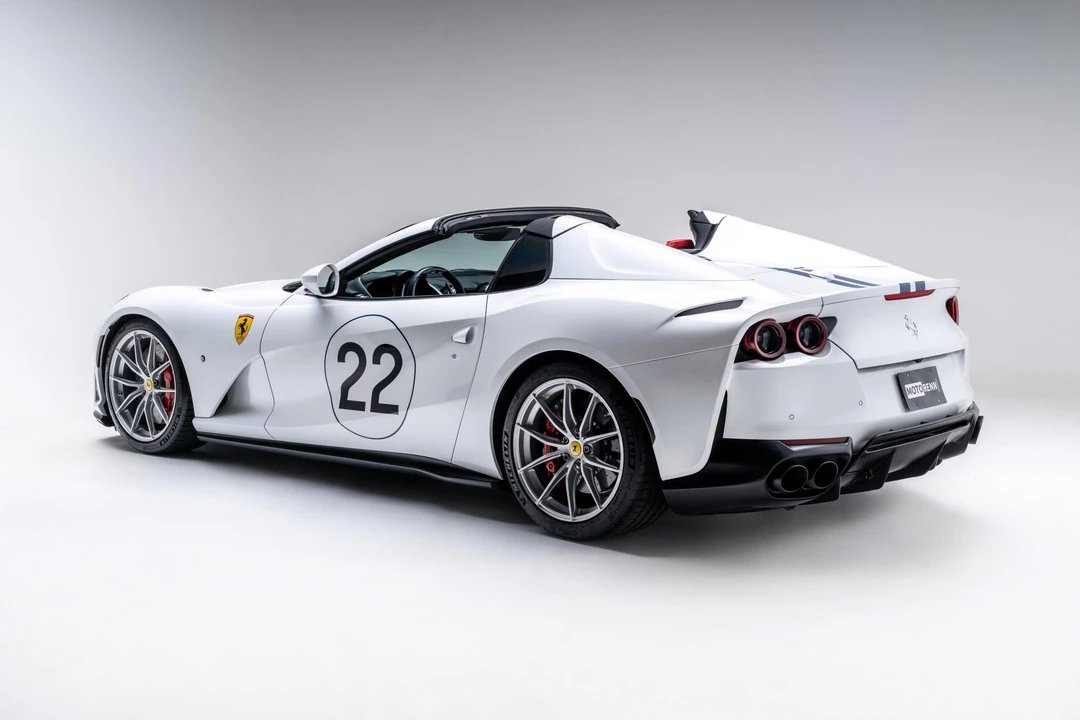 2022 Ferrari 812 GTS - Image 13 of 31