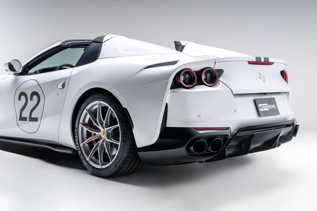 2022 Ferrari 812 GTS - Image 30 of 31