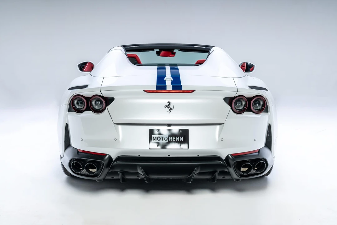 2022 Ferrari 812 GTS - Image 11 of 31