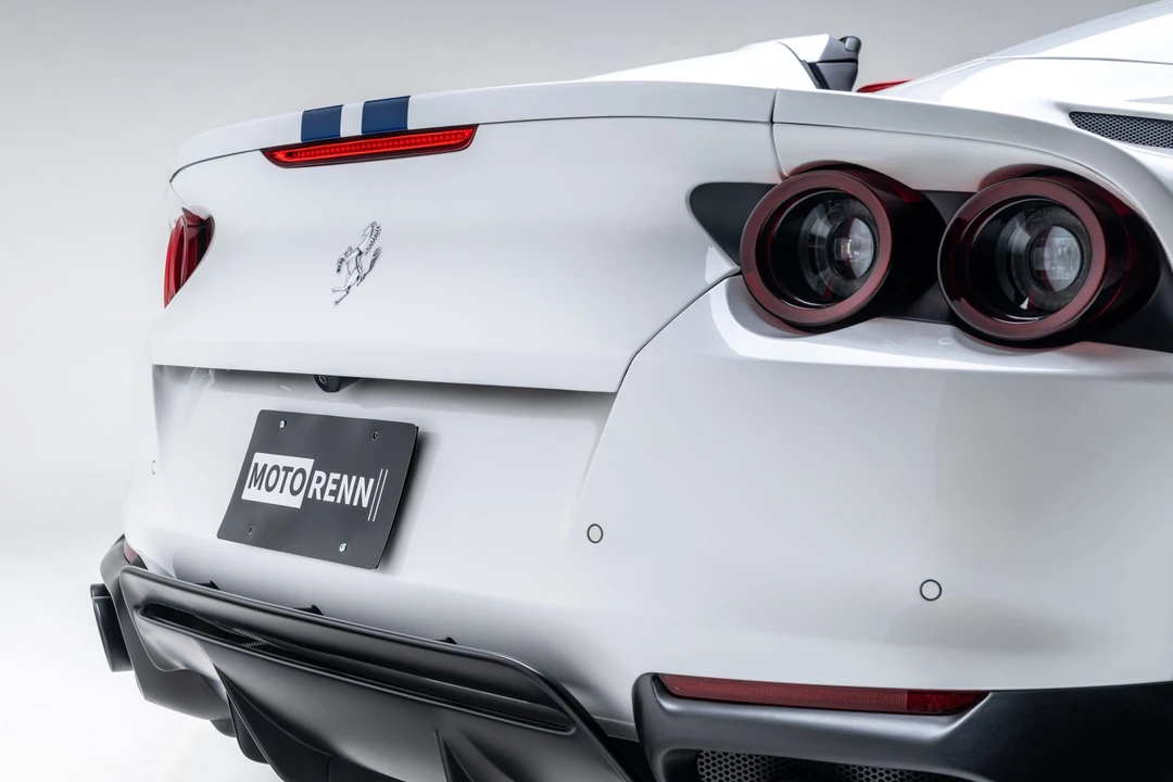 2022 Ferrari 812 GTS - Image 28 of 31