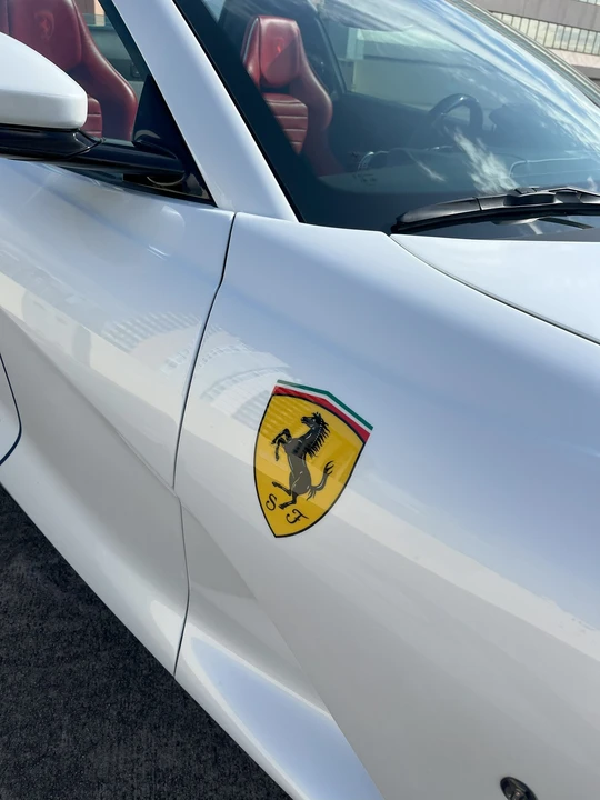 2022 Ferrari 812 GTS - Image 24 of 31