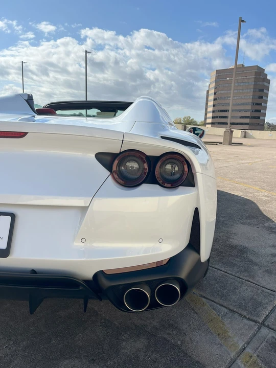 2022 Ferrari 812 GTS - Image 22 of 31