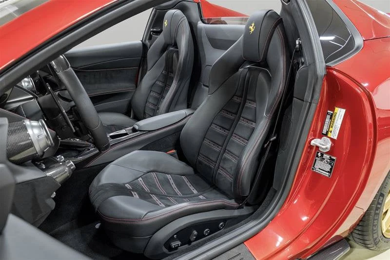 2022 Ferrari 812 GTS - Image 30 of 31