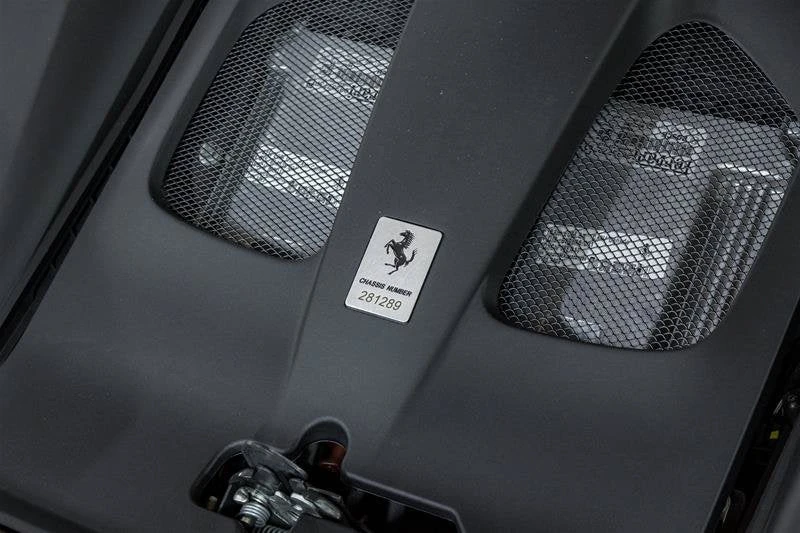 2022 Ferrari 812 GTS - Image 10 of 31