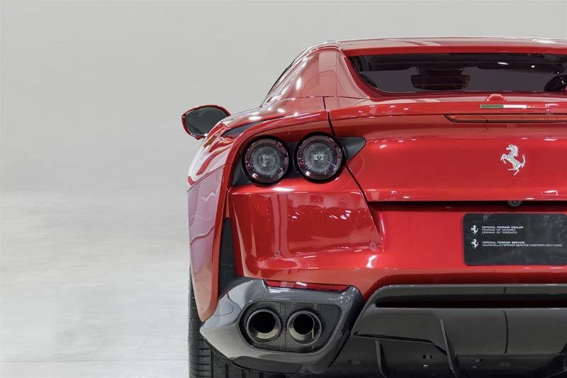 2022 Ferrari 812 GTS - Image 22 of 31