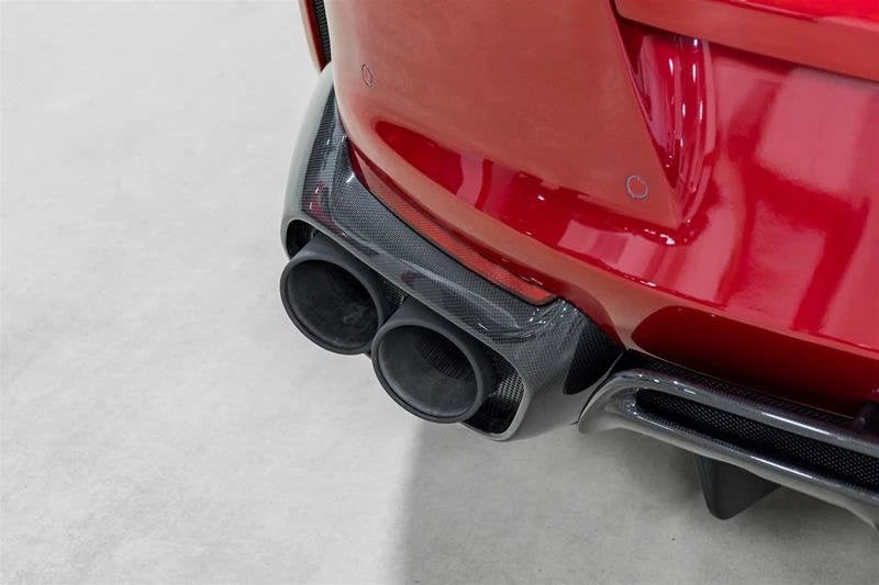2022 Ferrari 812 GTS - Image 28 of 31