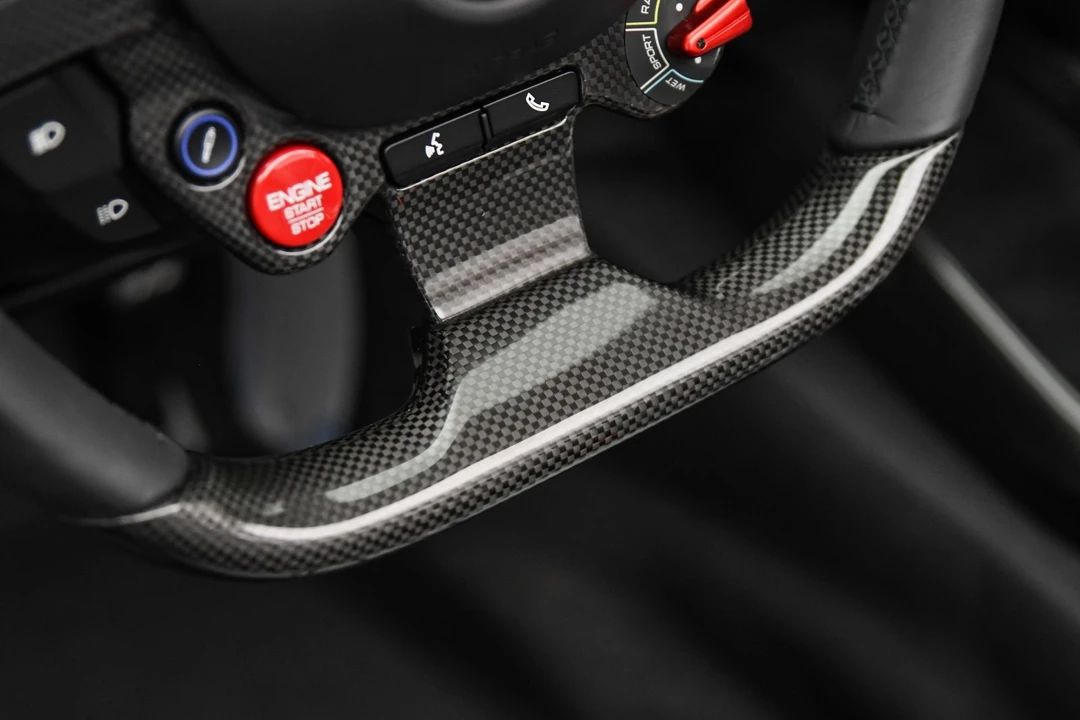 2022 Ferrari 812 GTS - Image 22 of 31