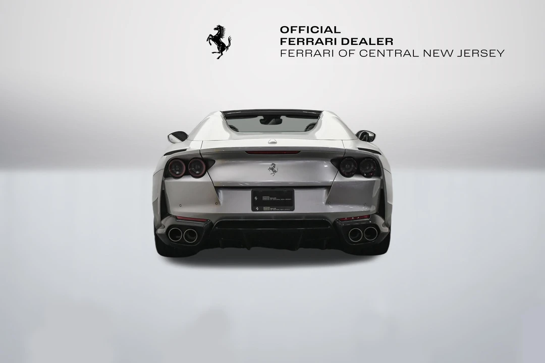 2022 Ferrari 812 GTS - Image 6 of 31