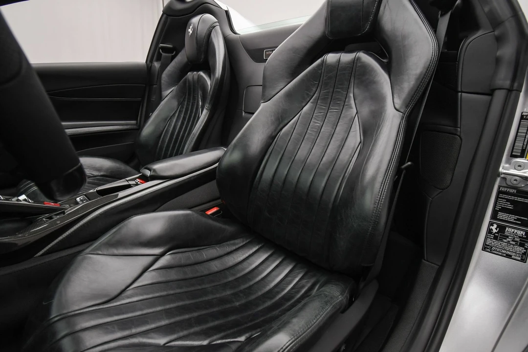 2022 Ferrari 812 GTS - Image 21 of 31