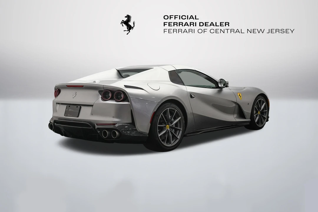 2022 Ferrari 812 GTS - Image 11 of 31