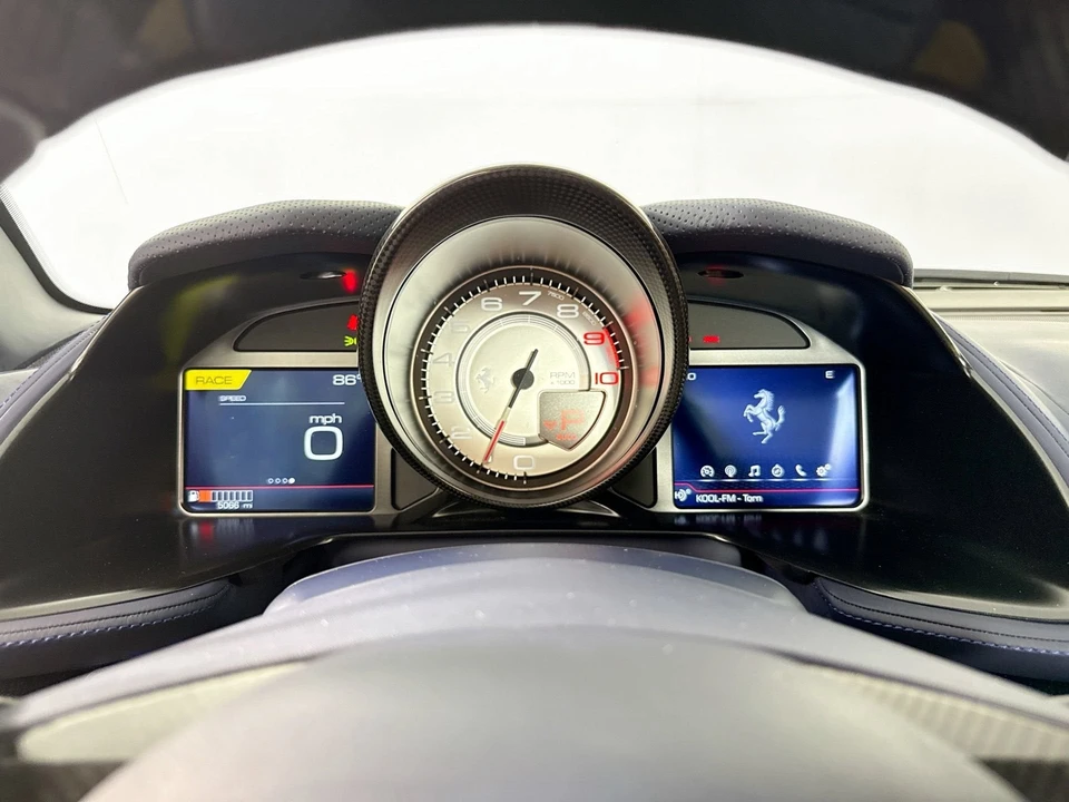 2022 Ferrari 812 GTS - Image 11 of 29