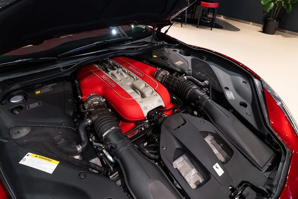 2022 Ferrari 812 GTS - Image 15 of 31