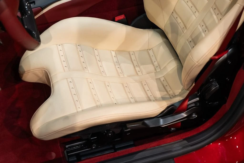 2022 Ferrari 812 GTS - Image 26 of 31