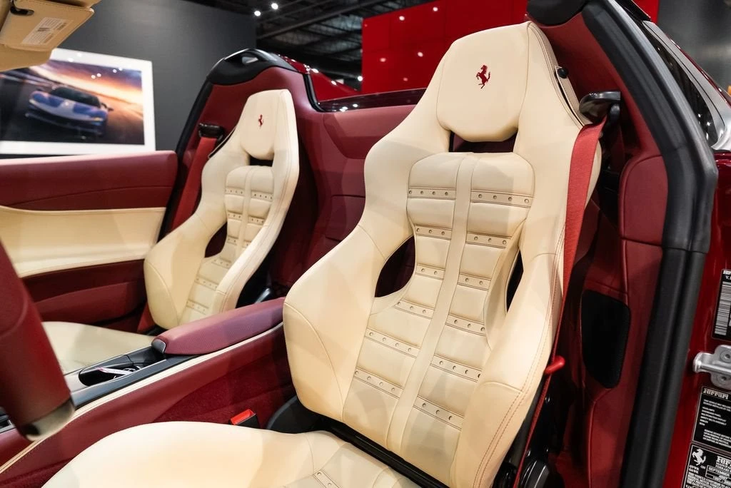 2022 Ferrari 812 GTS - Image 4 of 31