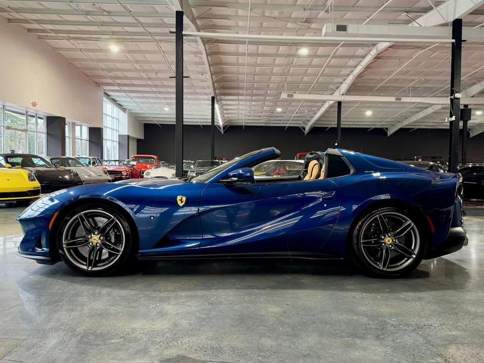 2022 Ferrari 812 GTS - Image 2 of 31
