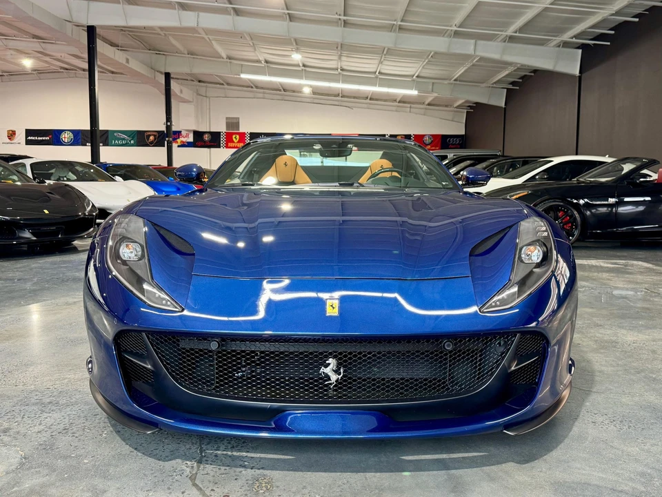 2022 Ferrari 812 GTS - Image 6 of 31