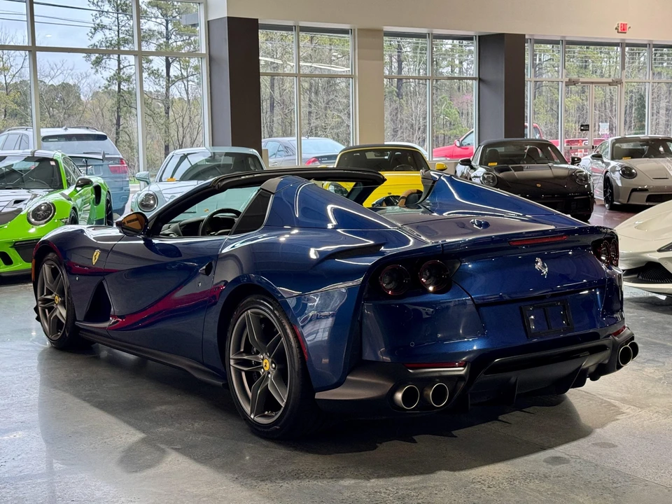 2022 Ferrari 812 GTS - Image 18 of 31