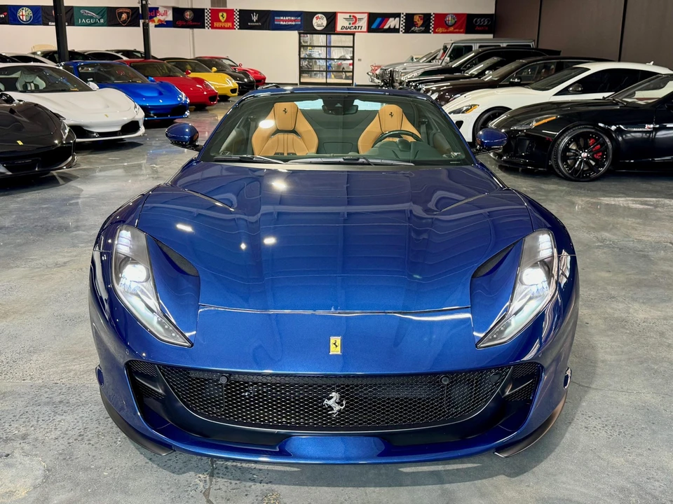 2022 Ferrari 812 GTS - Image 27 of 31
