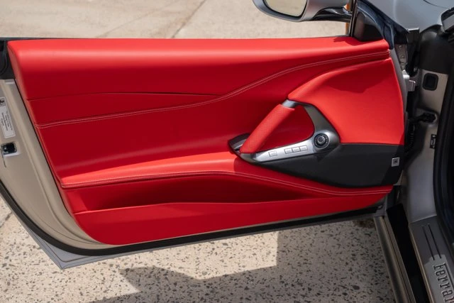 2022 Ferrari 812 GTS - Image 24 of 31