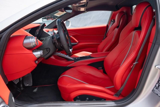 2022 Ferrari 812 GTS - Image 27 of 31