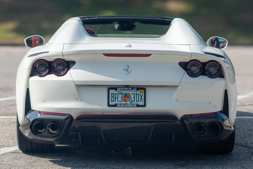 2022 Ferrari 812 GTS - Image 5 of 31