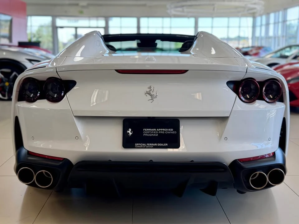 2022 Ferrari 812 GTS - Image 5 of 12