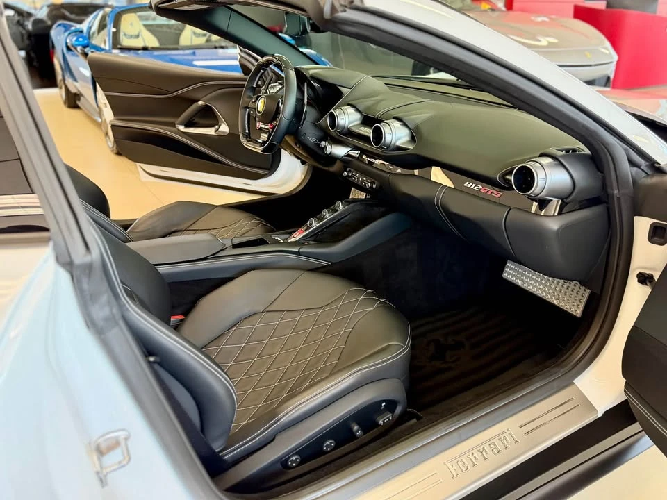 2022 Ferrari 812 GTS - Image 8 of 12