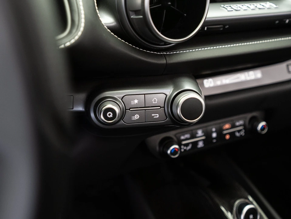 2022 Ferrari 812 GTS - Image 23 of 31