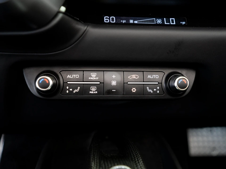 2022 Ferrari 812 GTS - Image 25 of 31