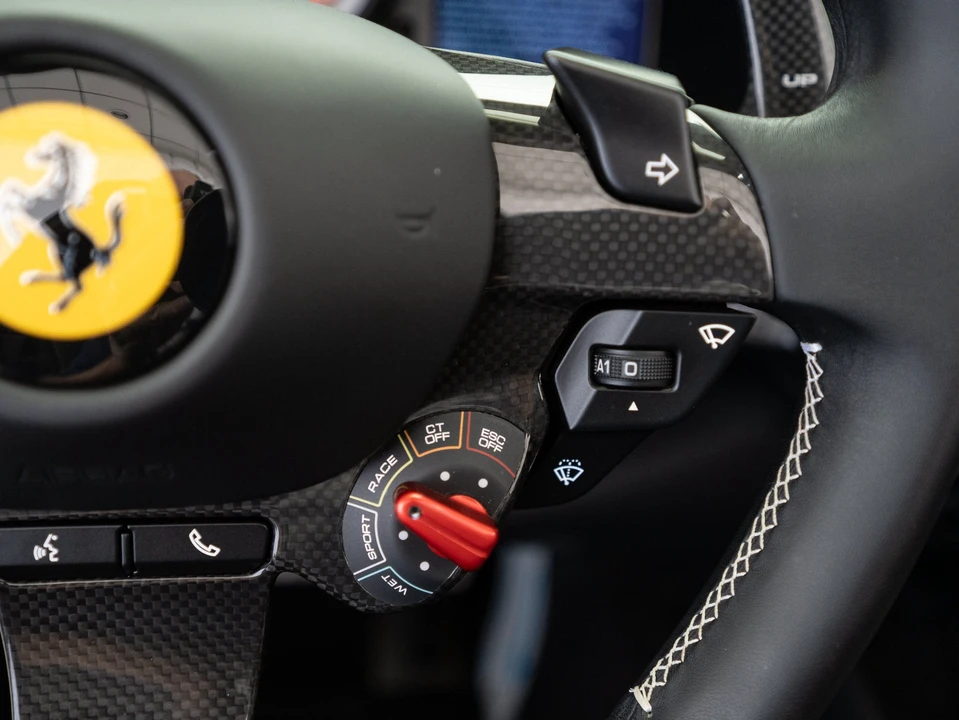 2022 Ferrari 812 GTS - Image 21 of 31