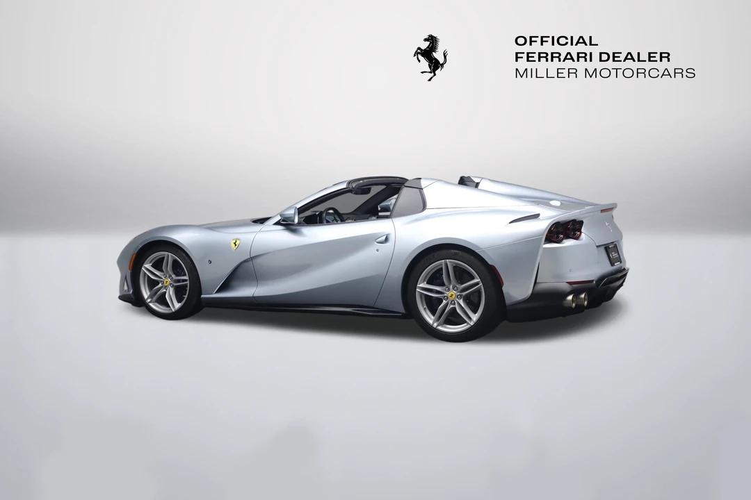 2022 Ferrari 812 GTS - Image 4 of 31