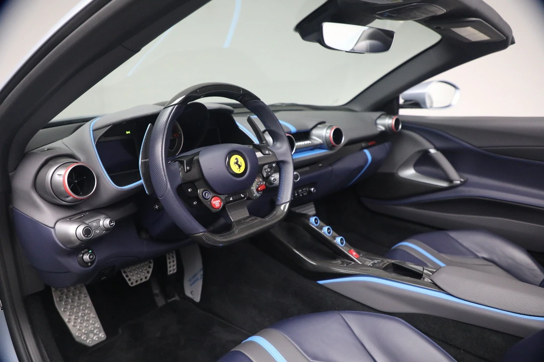 2022 Ferrari 812 GTS - Image 13 of 31